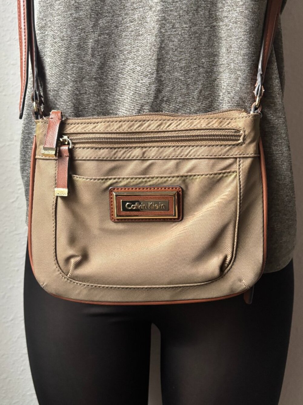 Calvin Klein Khaki Beige Nylon Multi Pocket Crossbody Shoulder Bag Tan Trim